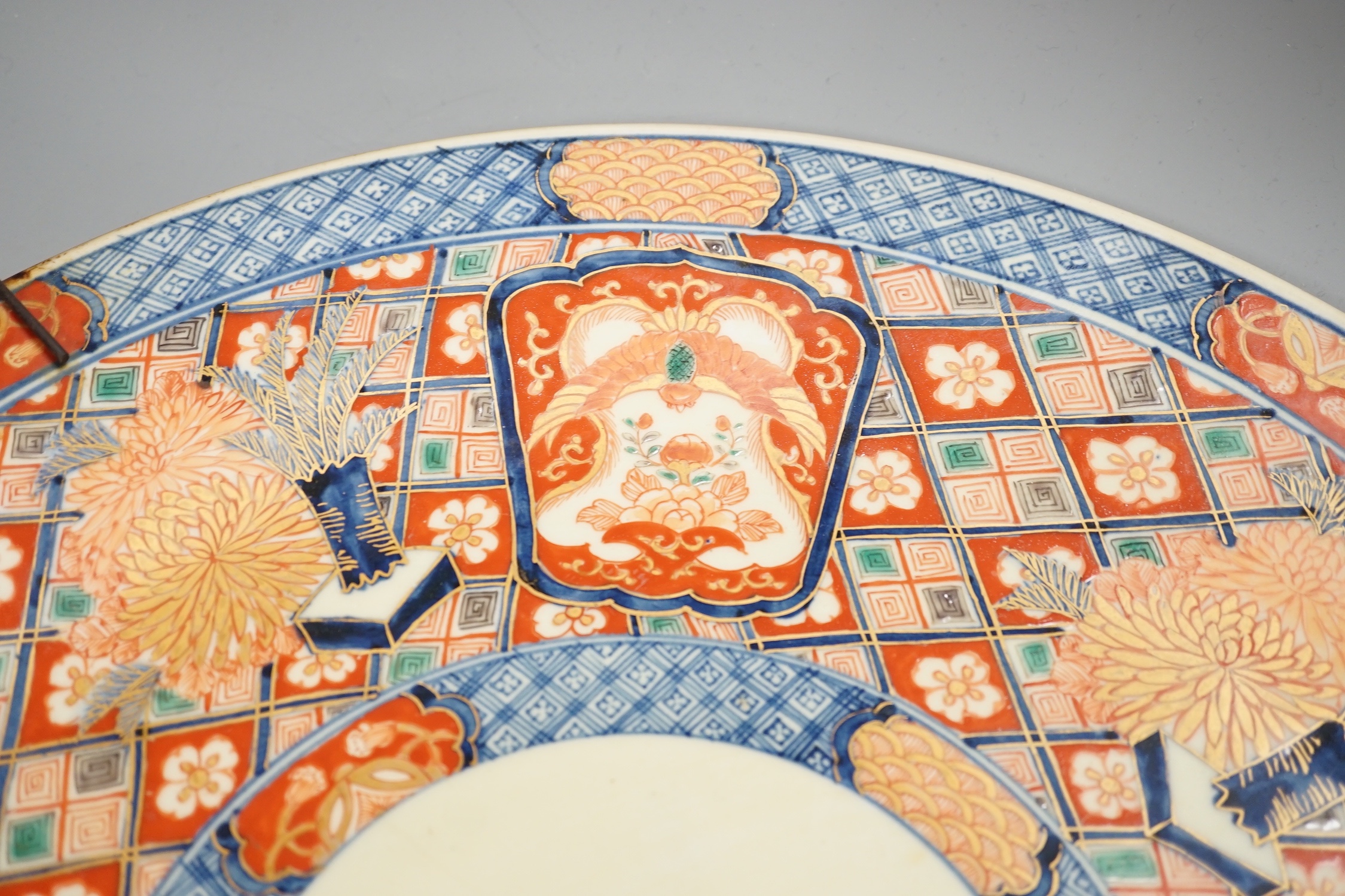 A Japanese Imari charger, Meiji period - 47.5cm wide